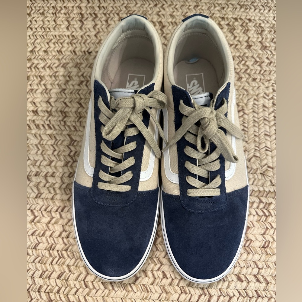 VANS - Men’s size 12 - beige and blue